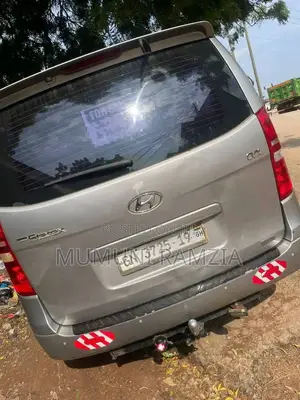 Hyundai Starex 2010 Grey