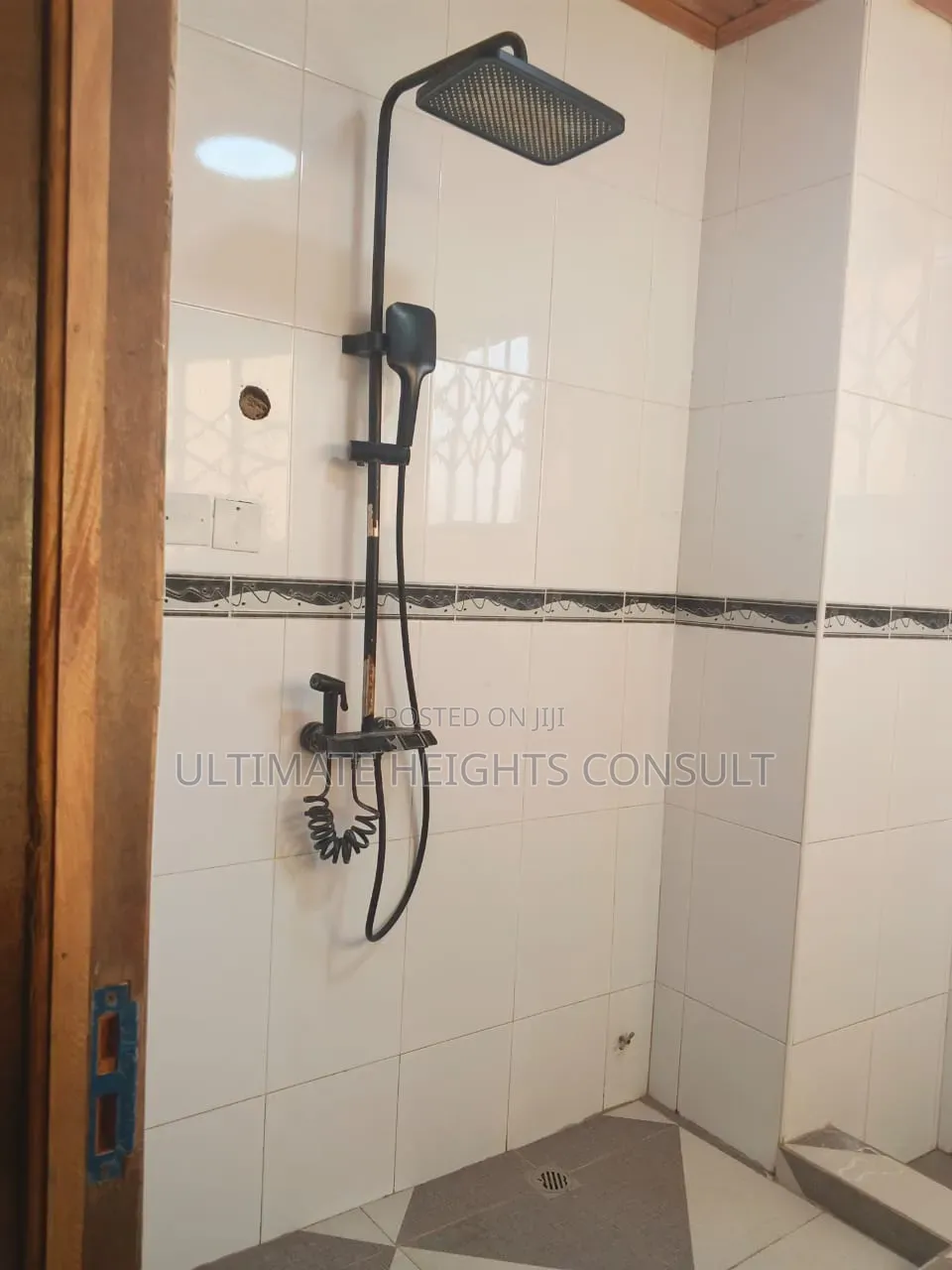 2bdrm Apartment in Lapaz, Abrantie for rent