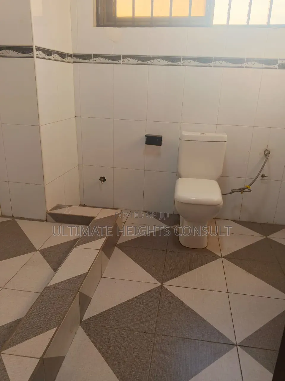 2bdrm Apartment in Lapaz, Abrantie for rent