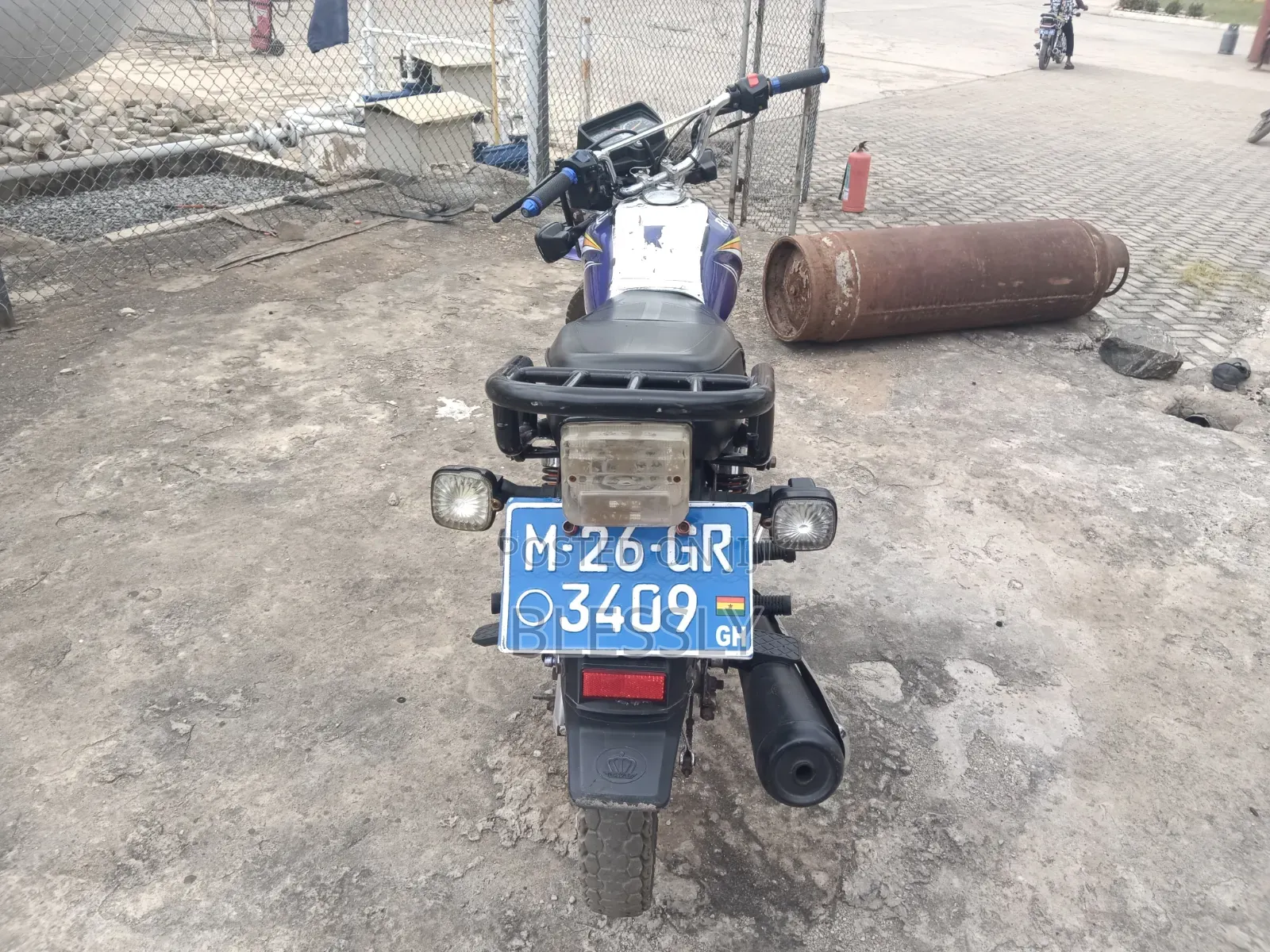 New Royal RY150 2025 Blue