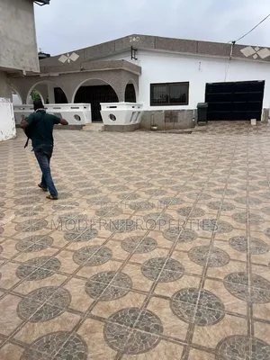3bdrm House in Modern Properties, GREDA Estate for rent