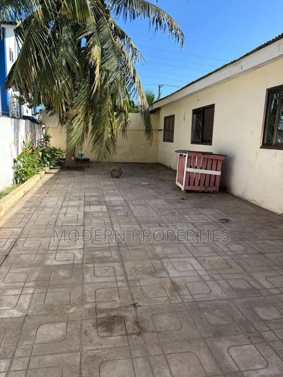 3bdrm House in Modern Properties, GREDA Estate for rent