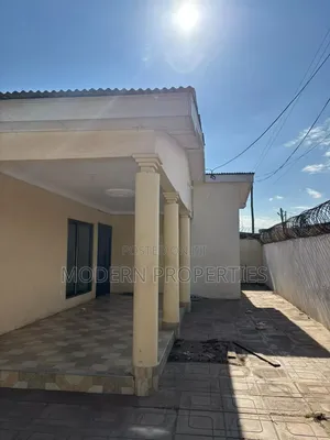 3bdrm House in Modern Properties, GREDA Estate for rent
