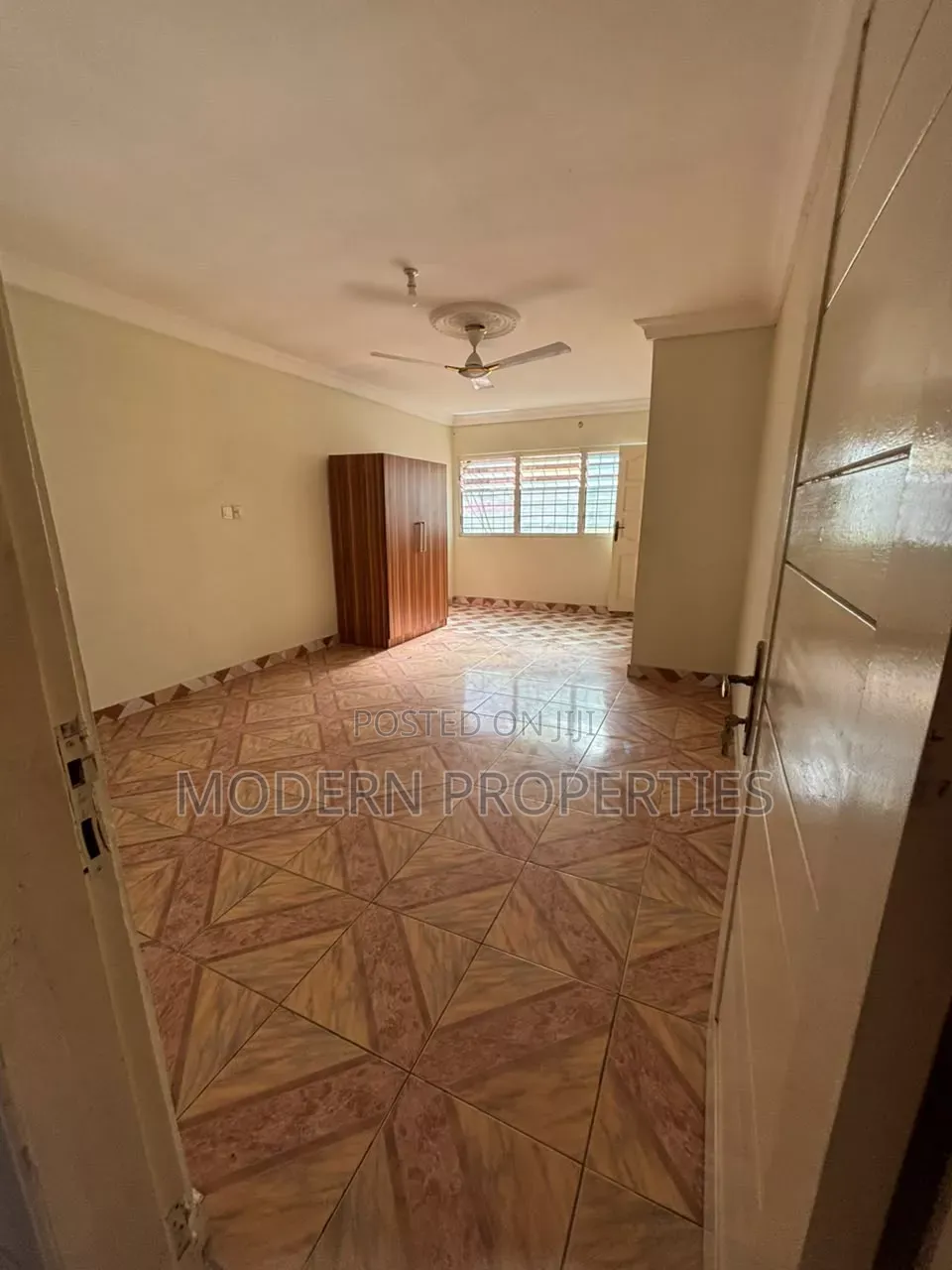 3bdrm House in Modern Properties, GREDA Estate for rent