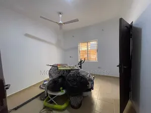 3bdrm House in Modern Properties, Baatsona Total for rent