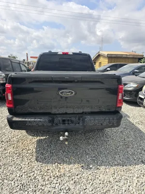 Ford F-150 XLT 2022 Black