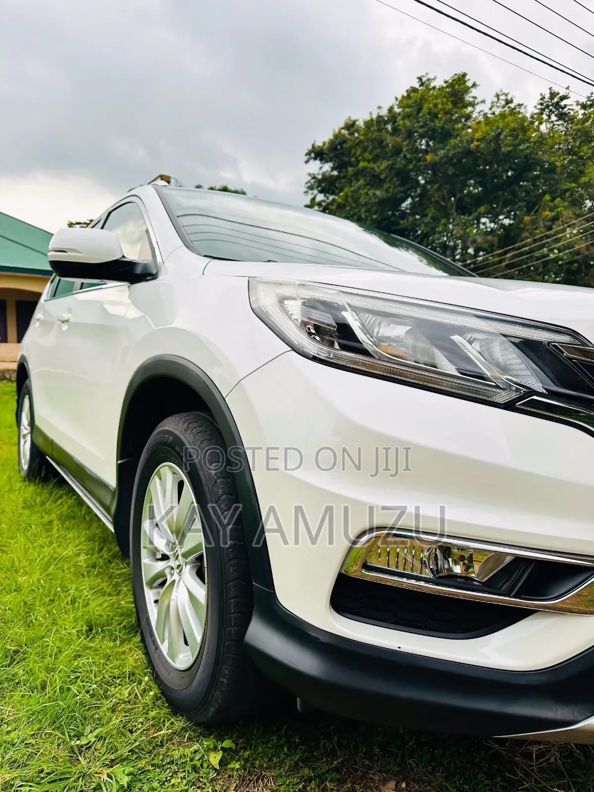 Toyota RAV4 XLE Premium 2021 White