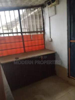 1bdrm Apartment in Modern Properties, First Junction for rent