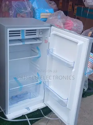 Icona Table Top Single Door Fridge 90 Litres