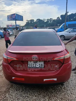 Toyota Corolla 2015 Red
