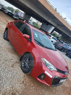 Toyota Corolla 2015 Red