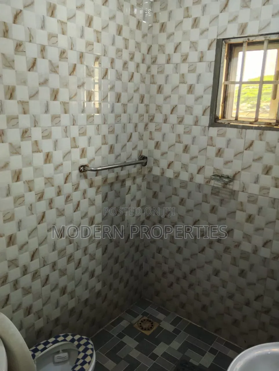 1bdrm Apartment in Modern Properties, Aboma for rent