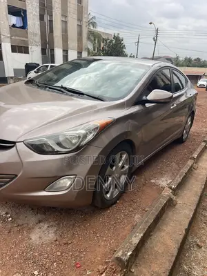 Hyundai Elantra Limited 2011 Gold