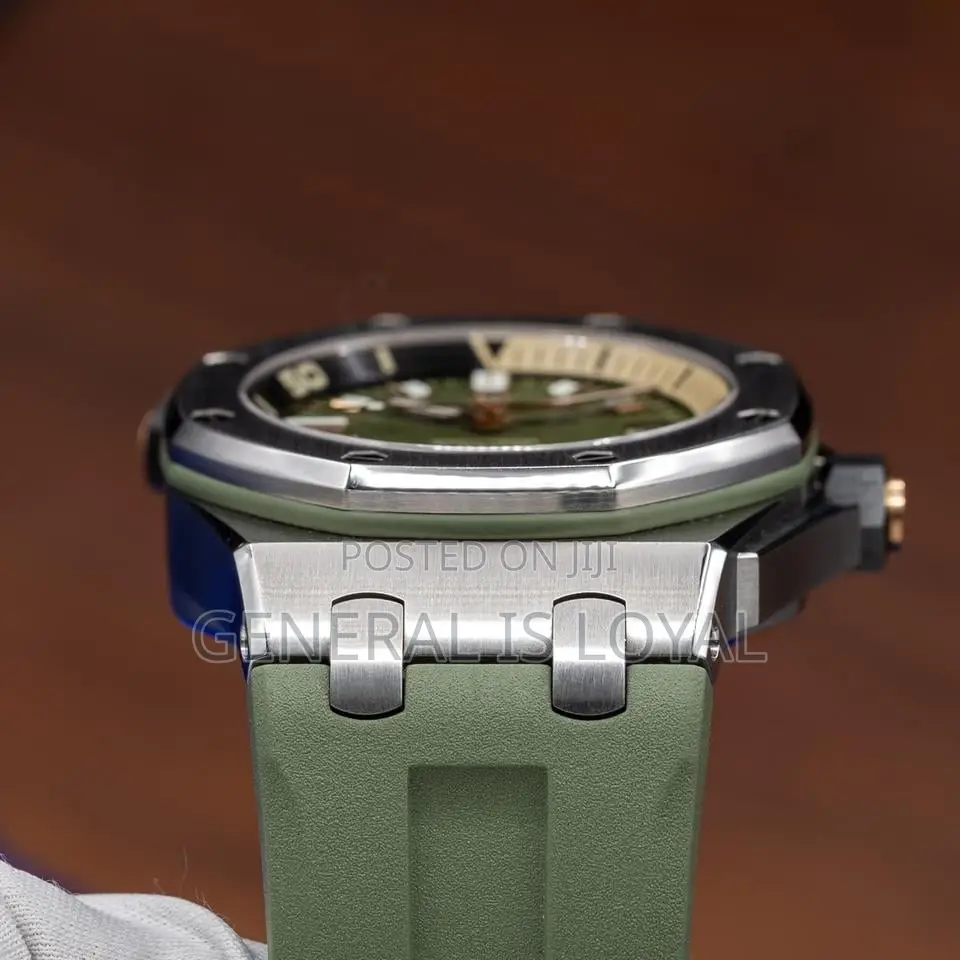 Audemars Piguet Royal Oak Offshore Diver Silver Green Silicone Strap