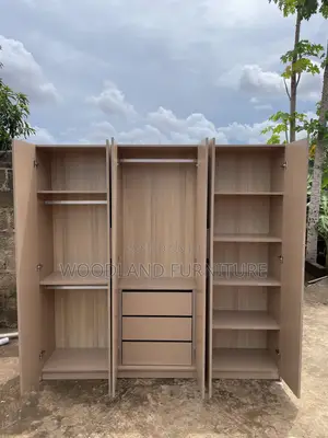 A Wardrobe That Finally Keeps Up With Your Life