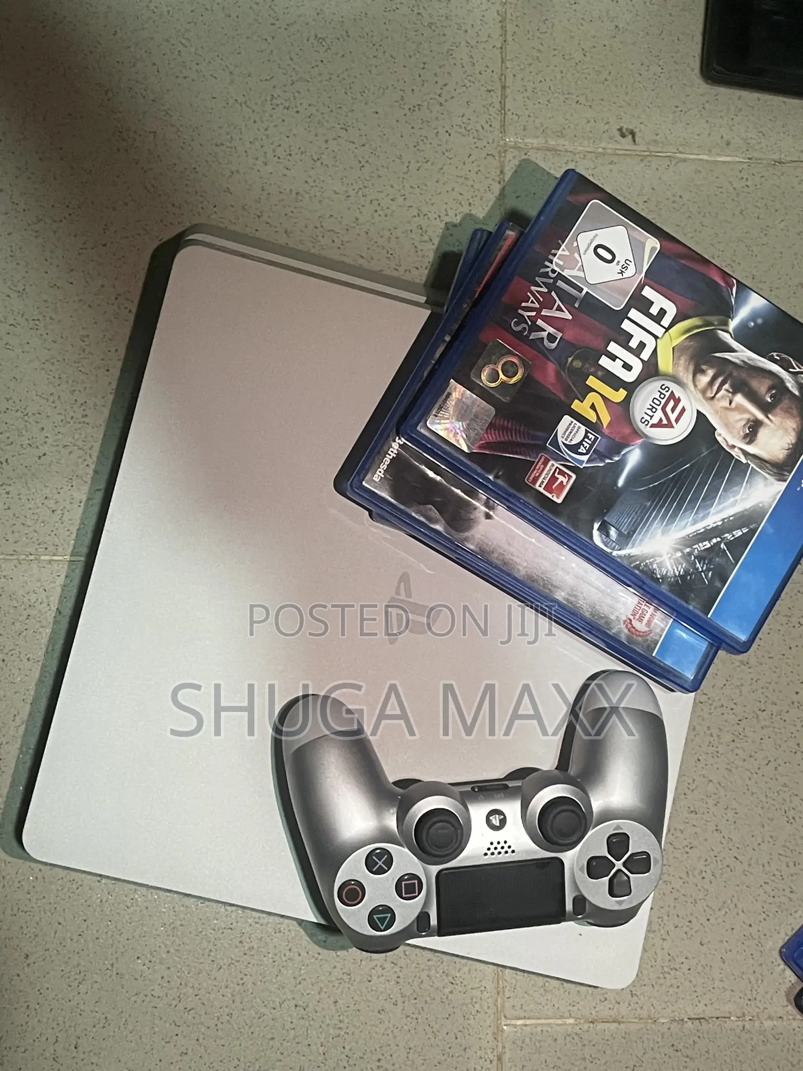 PS4 Slim New With 1pad N CD Game