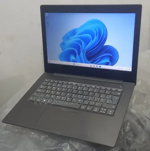 Laptop Lenovo V130-15IKB 8GB Intel Core i5 SSD 256GB