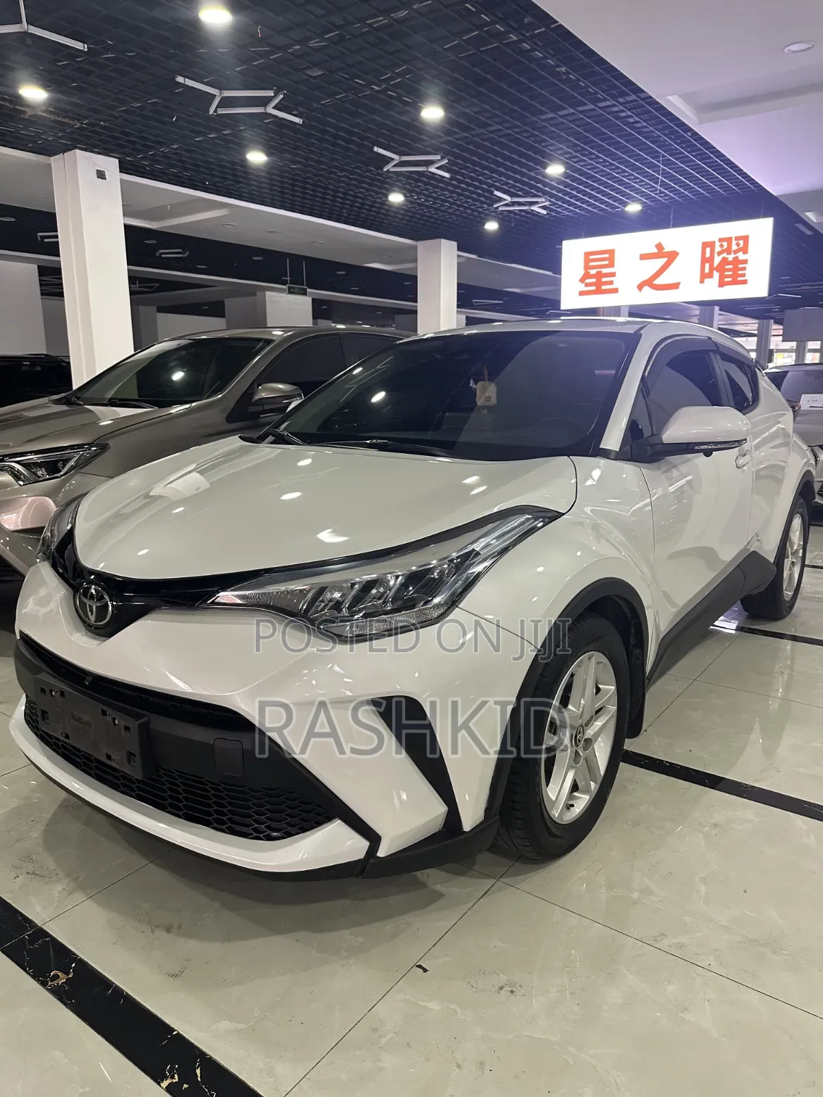 Toyota C-HR 2021 White