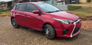 Toyota Yaris L Hatchback 5dr 2016 Red