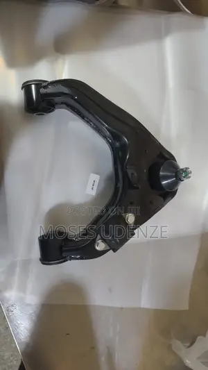 Mitsubishi Pajaro 2013,14,15,16, Front Upper Arms