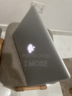 Laptop Apple MacBook Pro 2012 8GB Intel Core i5 HDD 1T