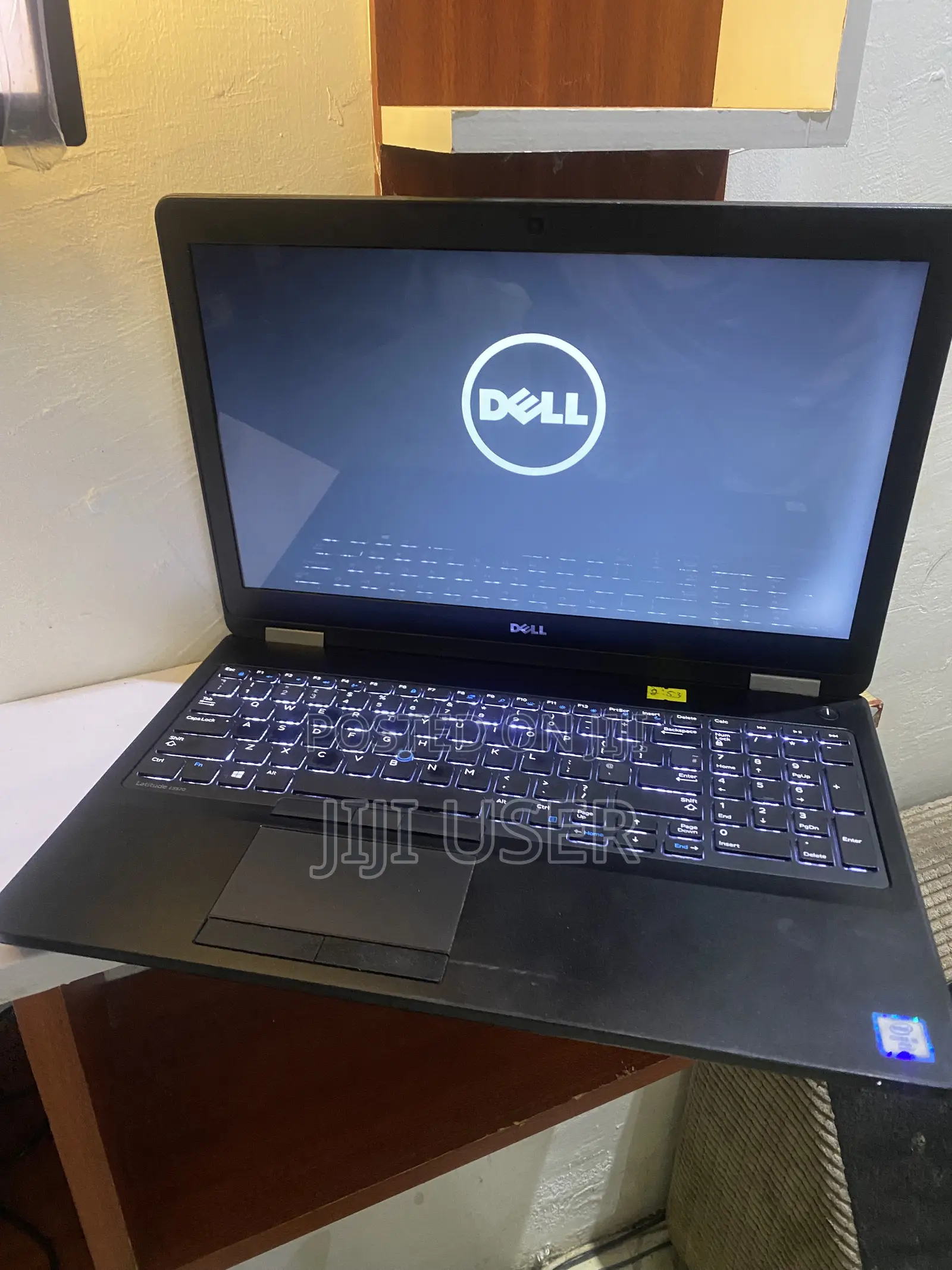 Laptop Dell Latitude E5570 8GB Intel Core i5 SSD 256GB