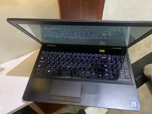Laptop Dell Latitude E5570 8GB Intel Core i5 SSD 256GB