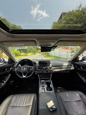 Honda Accord Touring 2.0T 2020 White