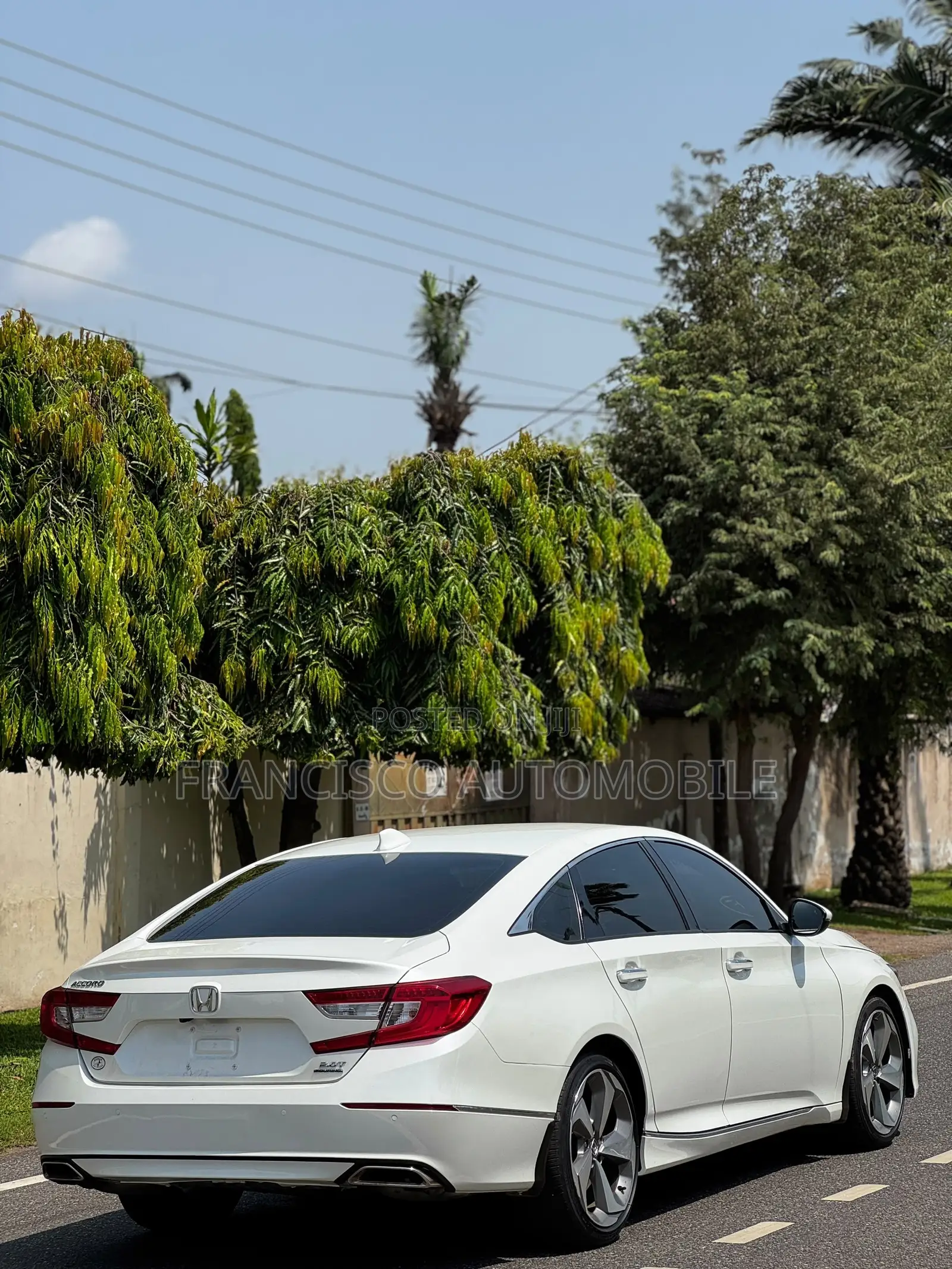 Honda Accord Touring 2.0T 2020 White