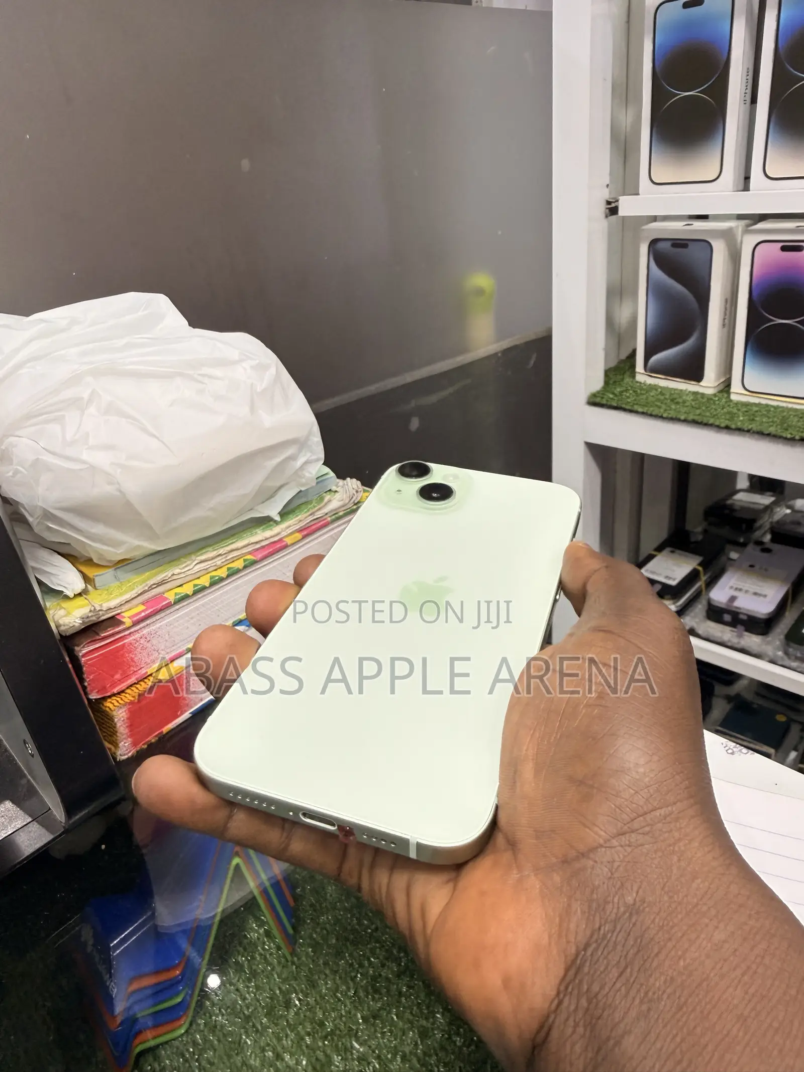 New Apple iPhone 15 Plus 128 GB Green