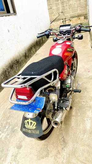 Royal RY125 2021 Red