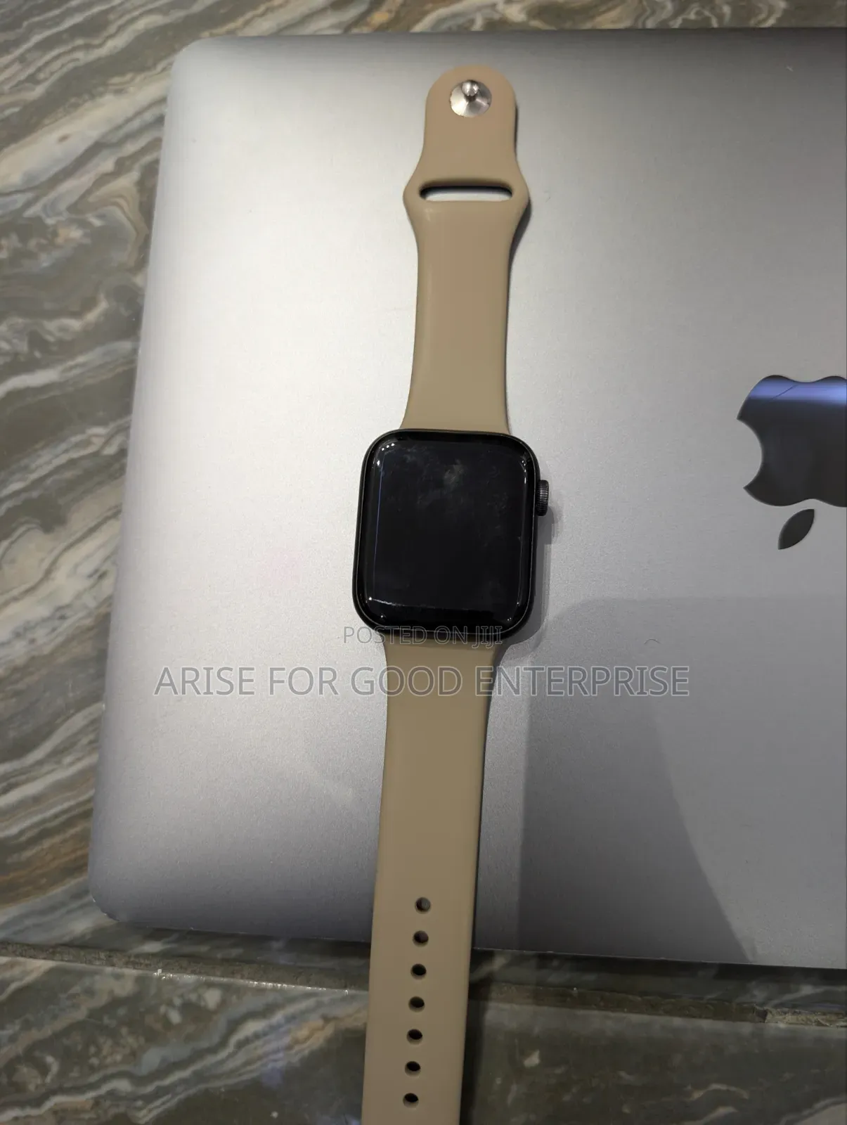 Apple Watch Series 6 44MM