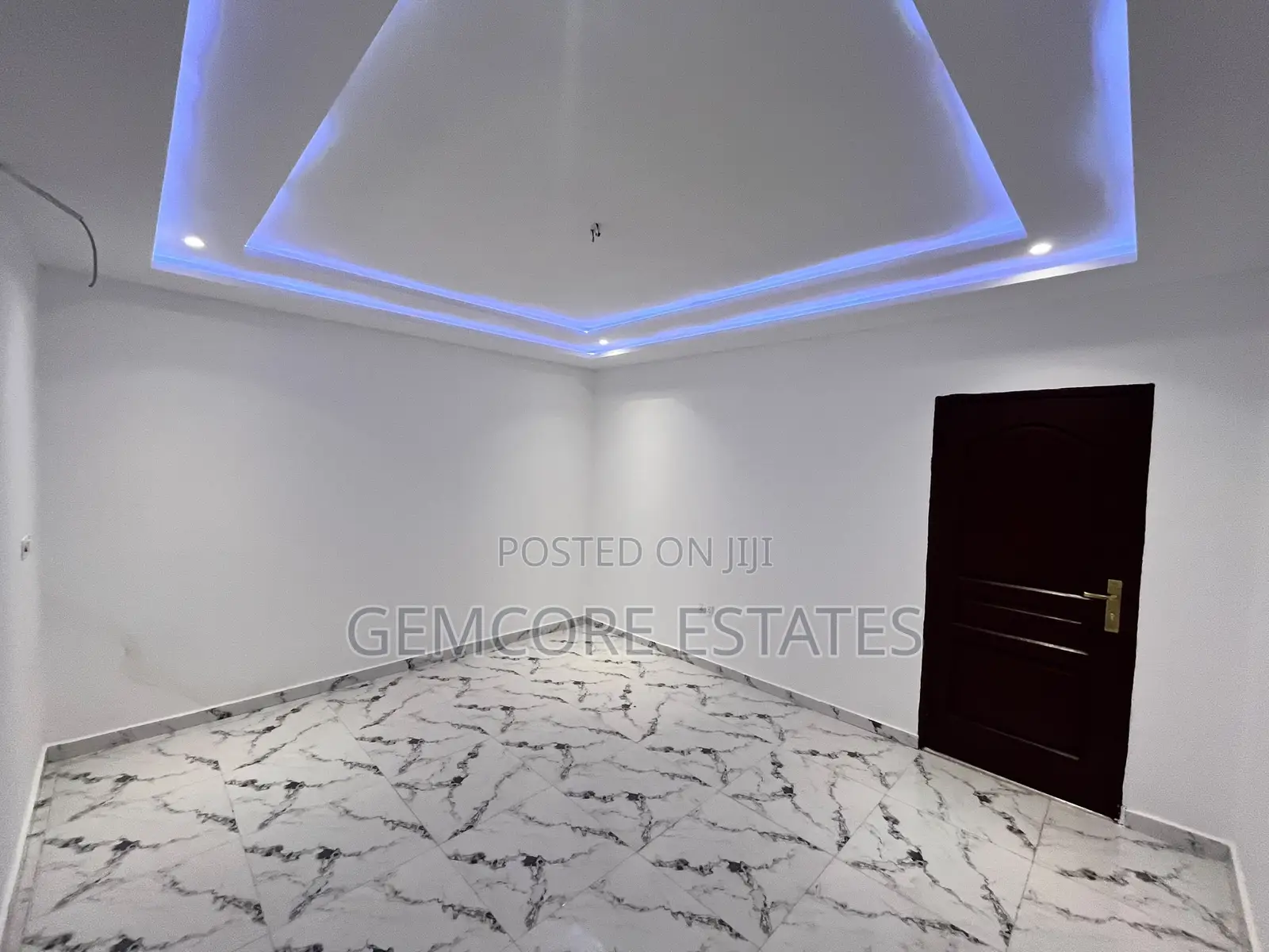 1bdrm Apartment in School Junction, Ashaley Botwe for rent