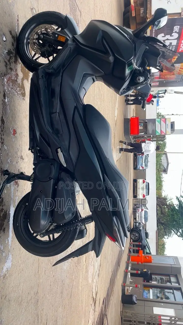 Honda Forza 2025 Silver