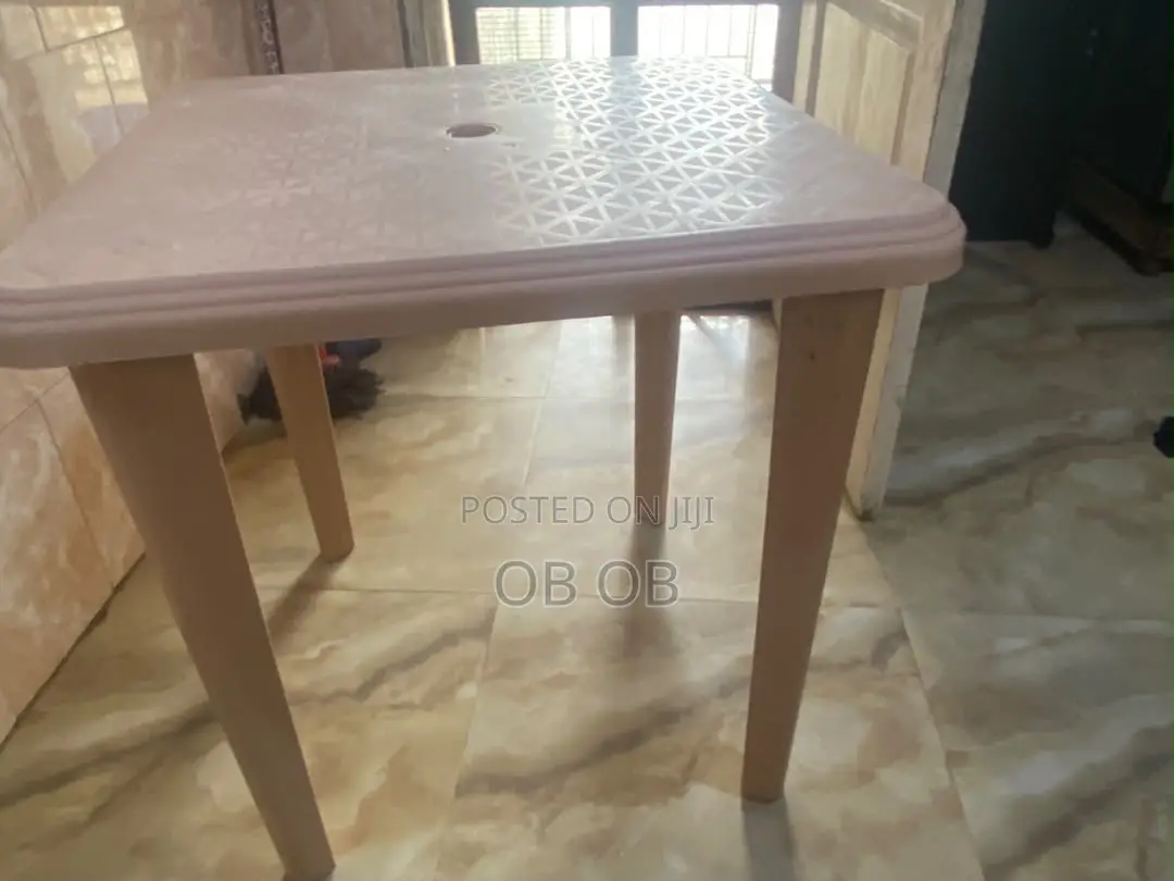 Plastic Table 4sale