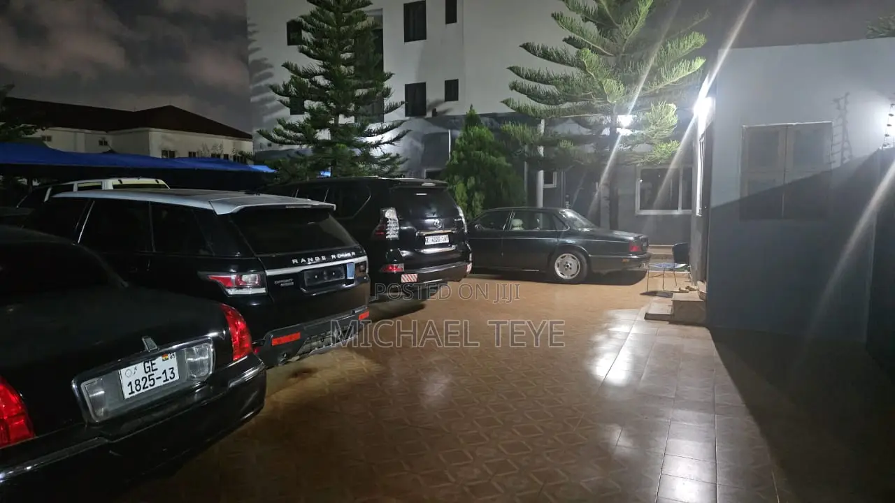 Furnished 4bdrm Apartment in Police Station for sale