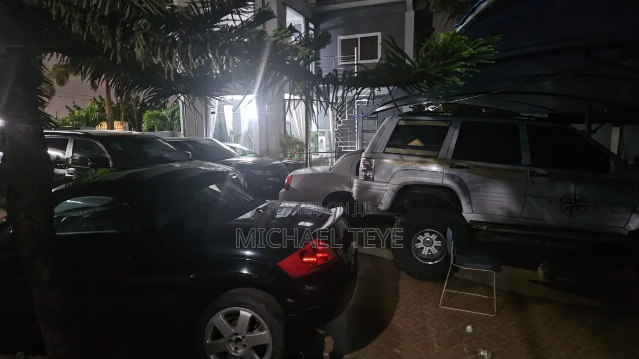 Furnished 4bdrm Apartment in Police Station for sale