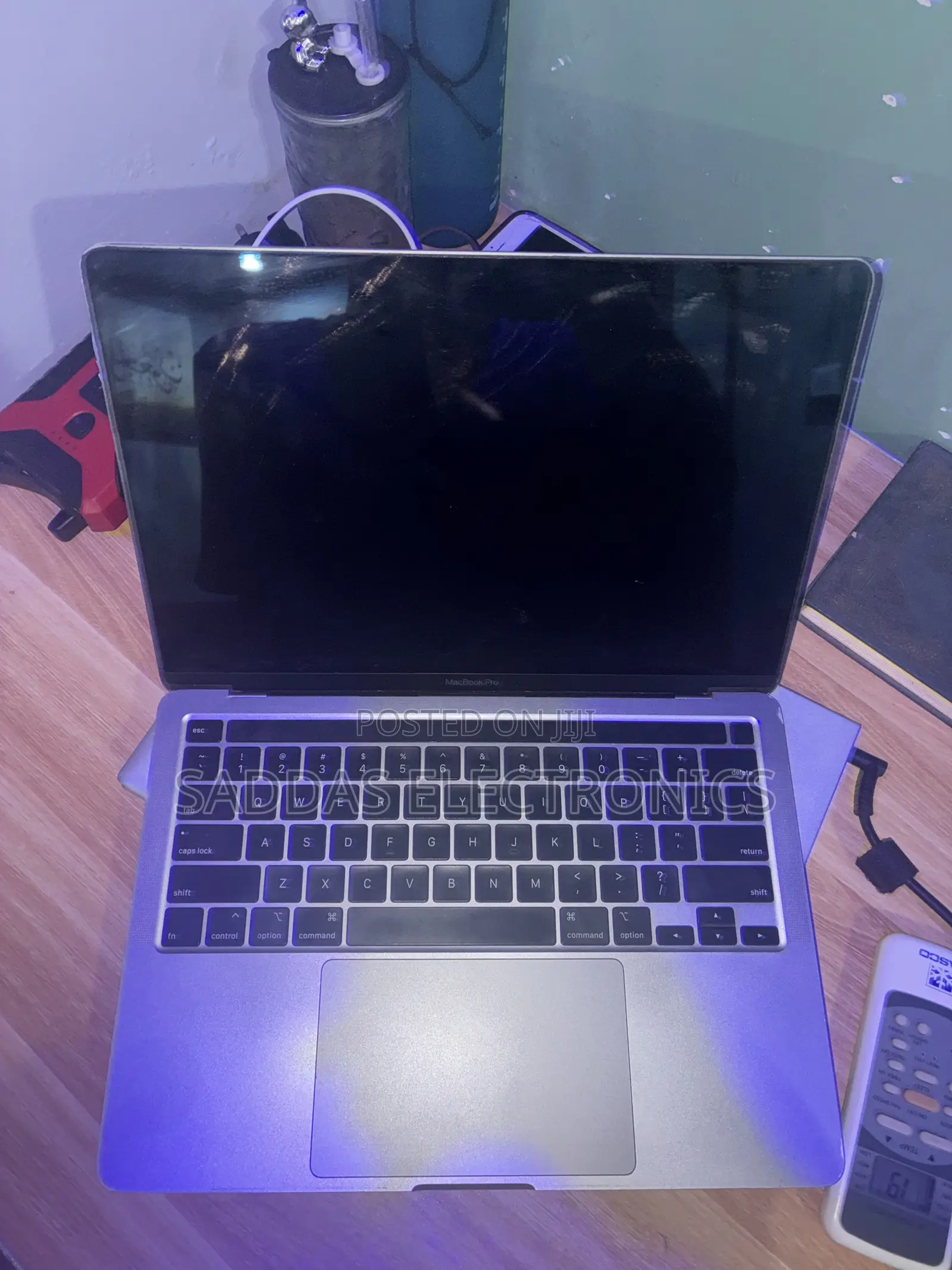 Laptop Apple MacBook Pro 2020 8GB Intel Core i5 SSD 256GB