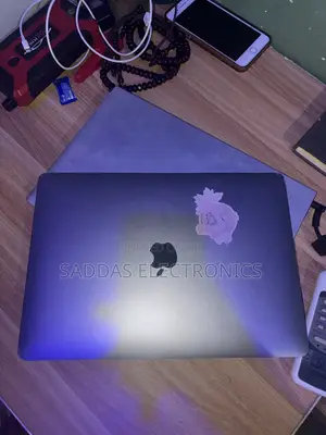 Laptop Apple MacBook Pro 2020 8GB Intel Core i5 SSD 256GB