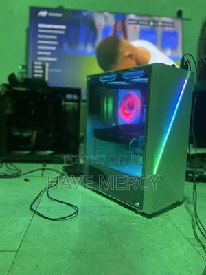 New Desktop Computer Asus 16GB AMD Ryzen 7 HDD 640GB
