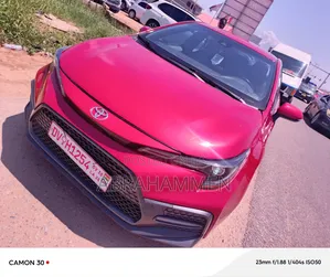 Toyota Corolla LE 2021 Red