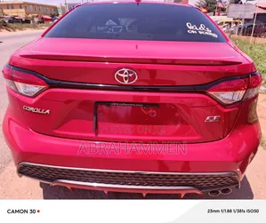 Toyota Corolla LE 2021 Red