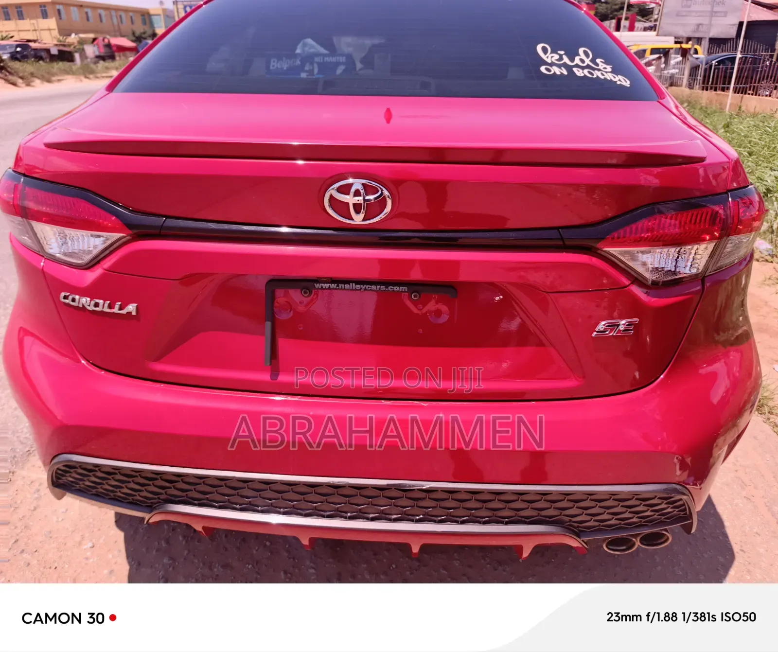 Toyota Corolla LE 2021 Red