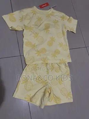 Joe Fresh Toddler Boy 2 Piece Set Top and Shorts