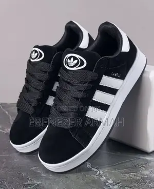 Ranvie’s Collections Sneakers