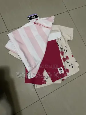 Disney Minnie Mouse 4 Piece Set