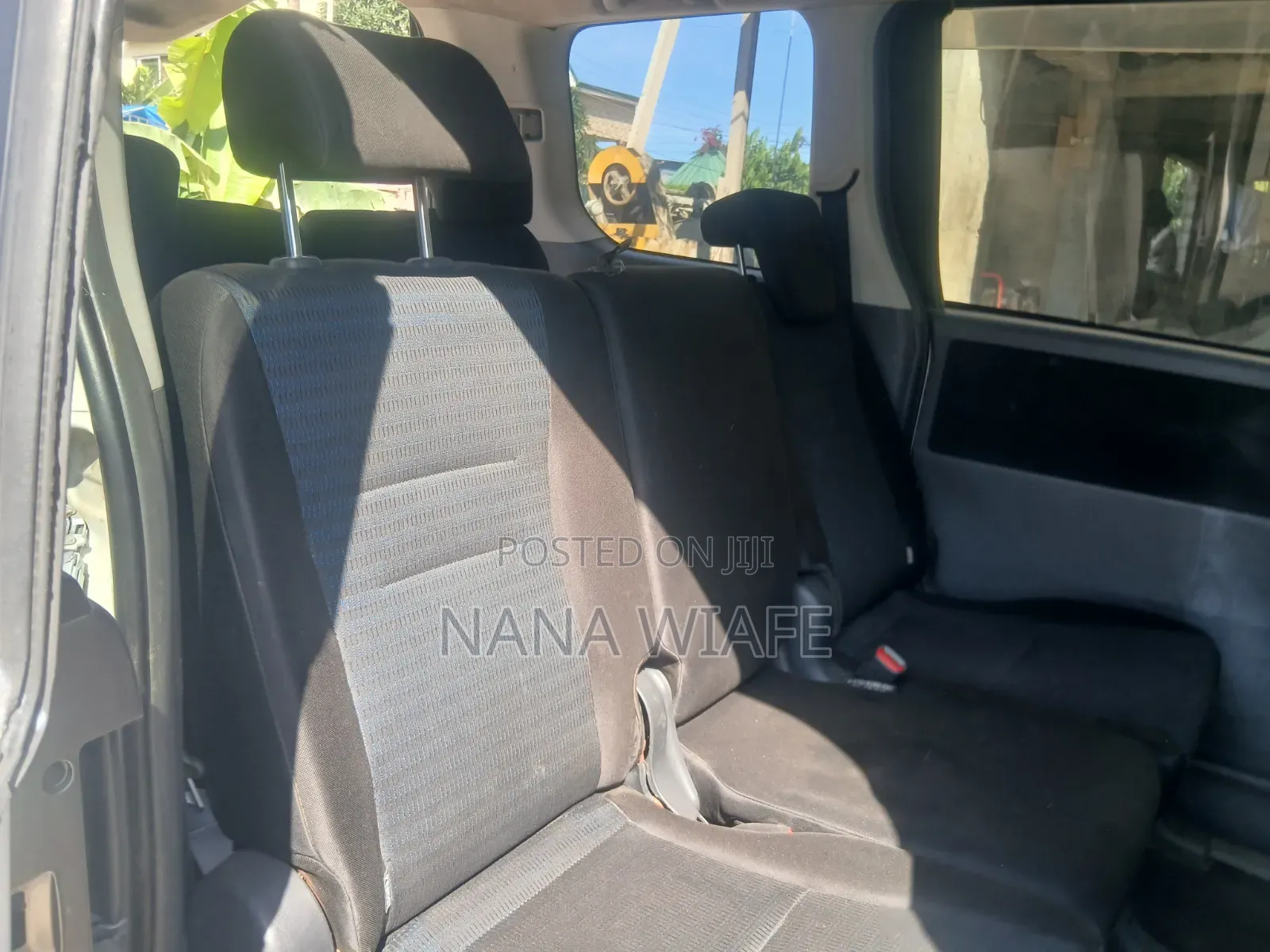 Toyota Voxy 2013 White