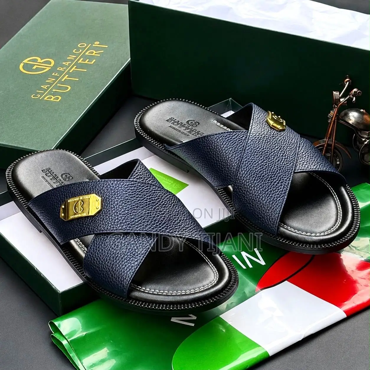 Men’s Classic Slippers
