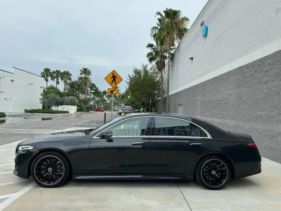 Mercedes-Benz S-Class 2021 Black