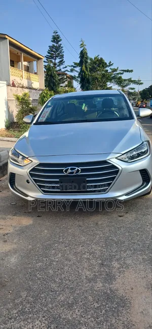 Hyundai Elantra ECO Sedan FWD (1.4L 4cyl 7A) 2017 Silver